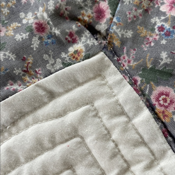 Handmade Quilt Full/Double Star Pattern Blue/Cream/Mauve ~82” square lightweight - Picture 9 of 16